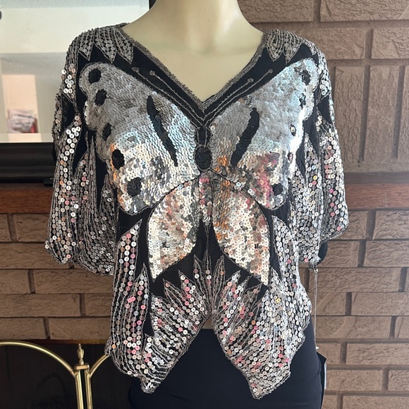 ROYAL SEQUIN BUTTERFLY Tops - ROYAL  🦋 Vintage made in India Elegant Sequin Butterfly Top